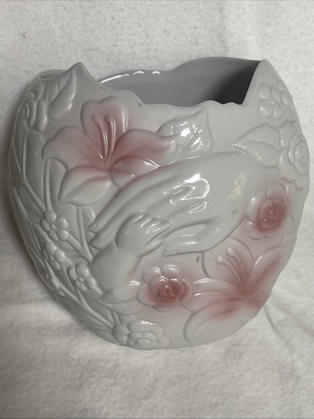 Vintage FTD Mother & Child Hands White and Pink Ceramic Planter Vase 1993~ 5.25" - Picture 1 of 7